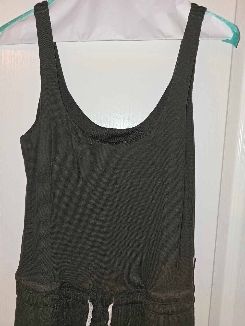 Vuori Olive Tank Jumpsuit with Drawstring - Picture 4 of 8